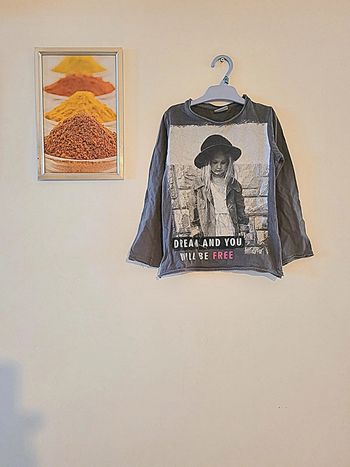 T shirt manche longues "ZARA" taille 6 ans