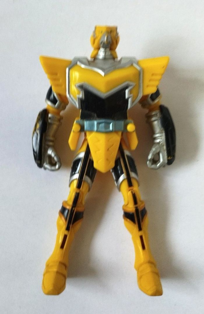 Figurine Power Rangers force jaune - photo numéro 3