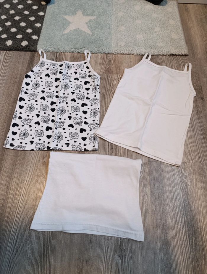 Lot de deux débardeurs 98/104 cm - photo numéro 2