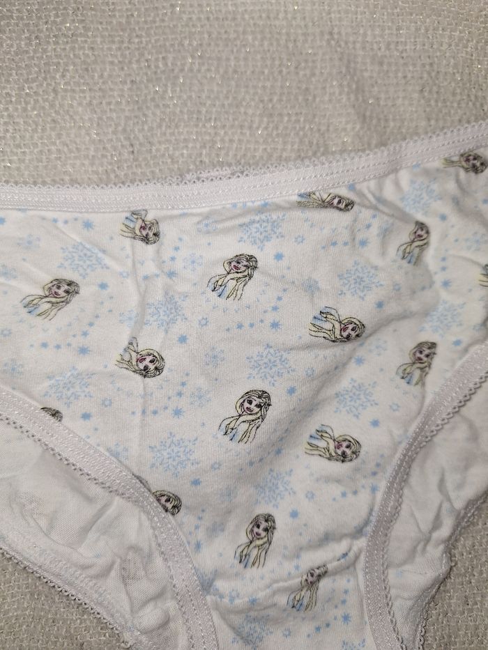 🩲 Lot de 3 petites culottes Reine des Neiges 6/8 ans - photo numéro 5