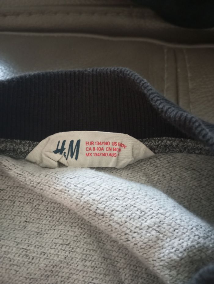 Gilet/pull - photo numéro 3
