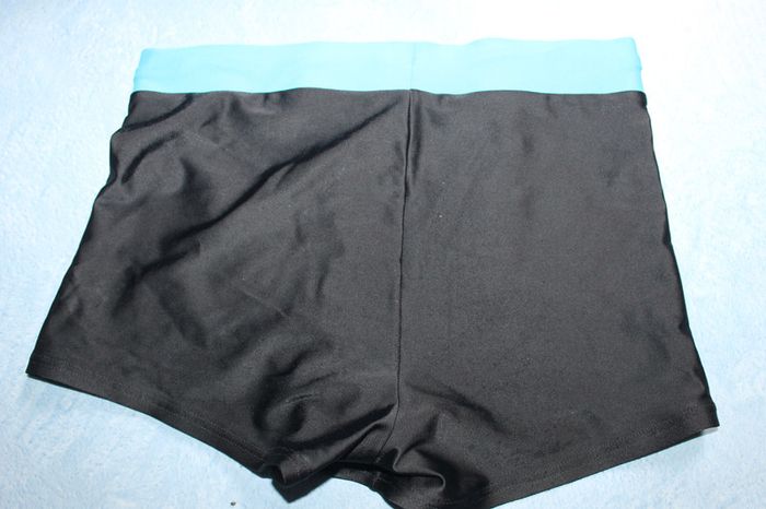 short de bain taille 42 - photo numéro 2
