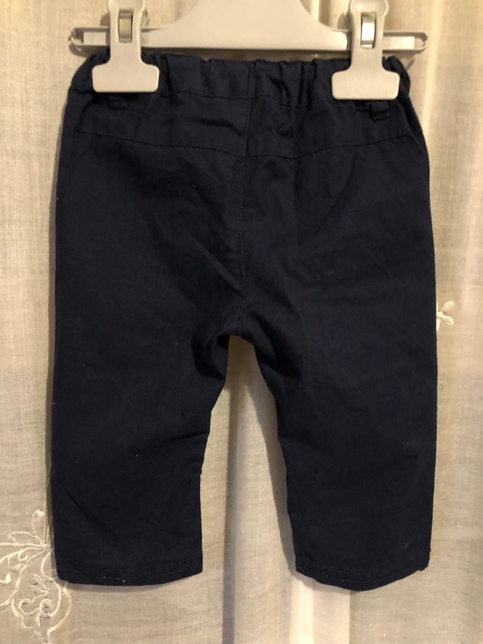 Pantalon bleu marine 6 mois Kiabi état neuf - photo numéro 3