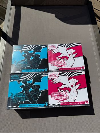 Lot de 4 Etb Pokémon 10.5 Foudre noire et Flamme Blanche