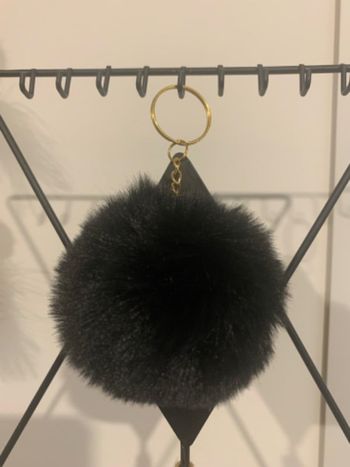 Porte-clés ou bijoux de sacs pompons en fausse fourrure