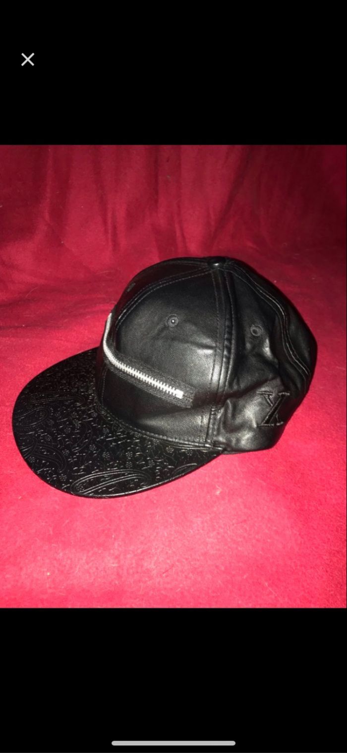 Casquette noire