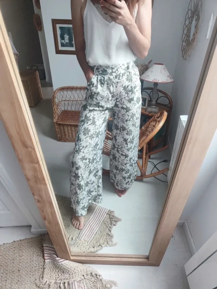 Pantalon fleuri