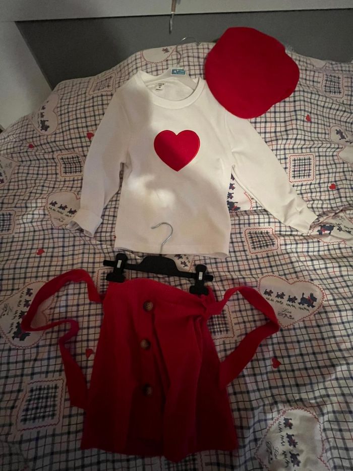 Ensembe rouge et blanc