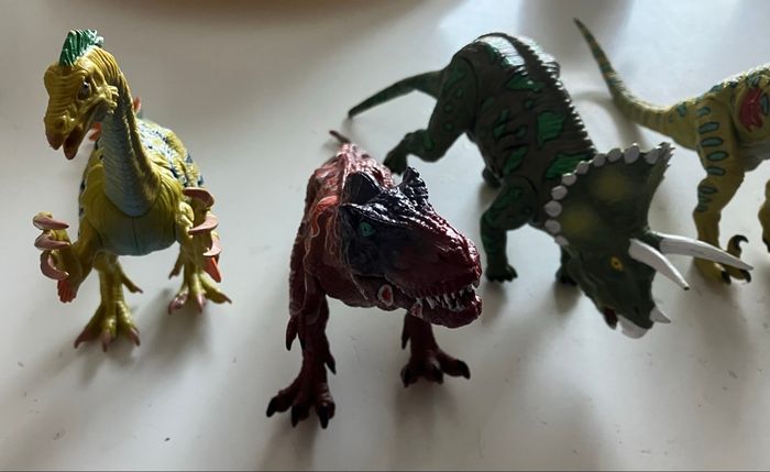 Dinosaures avec sons - photo numéro 2