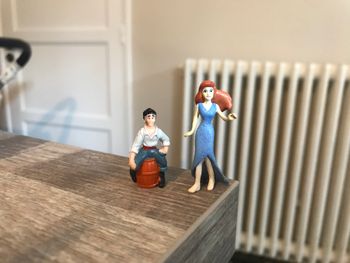 Figurine mini  prince Éric et Ariel la petite sirène
