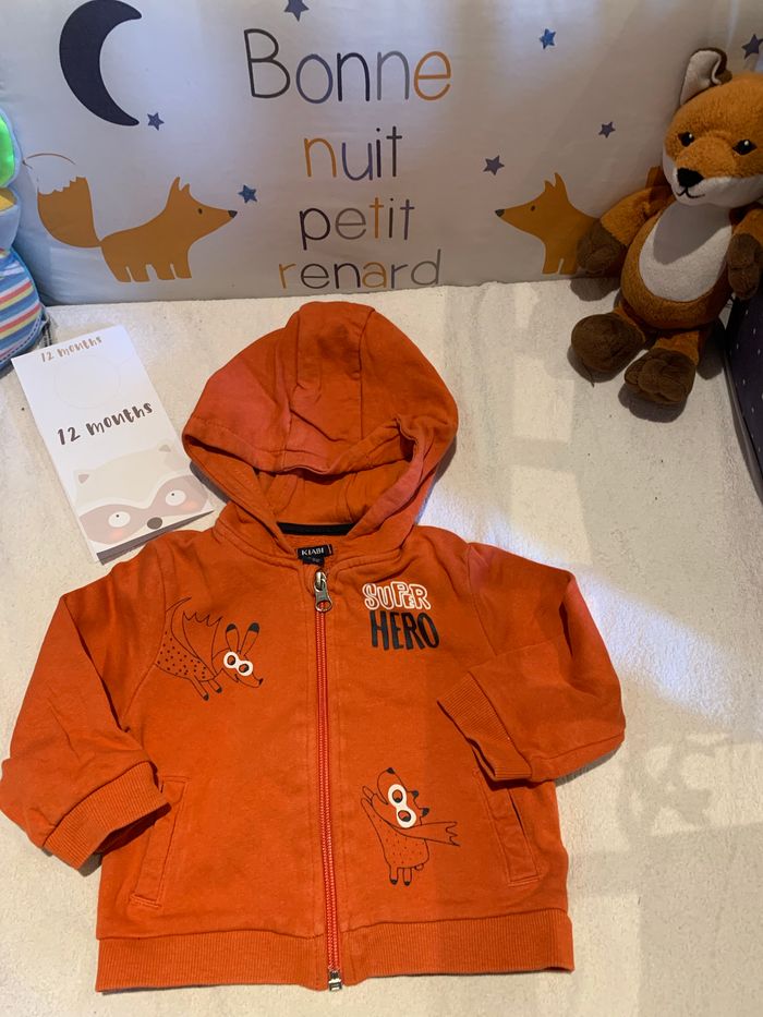 Gilet à capuche kiabi taille 12 mois