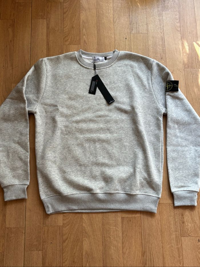 Pull gris - photo numéro 9