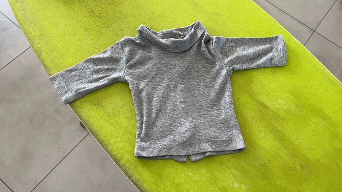 Sous pull Kitchoun taille 1 mois
