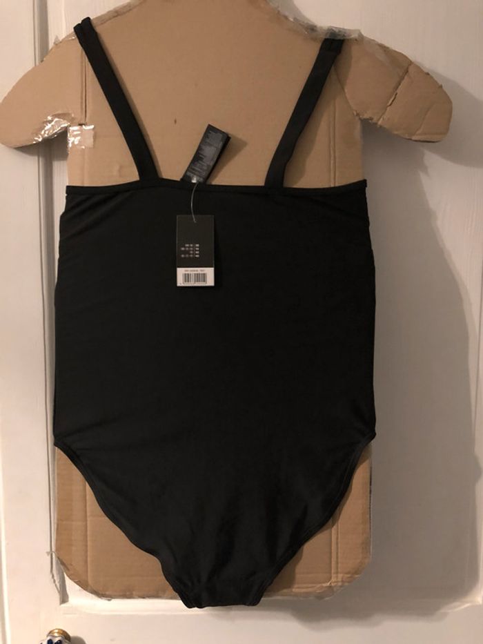 Maillot de bain noir T 40 NEUF - photo numéro 2