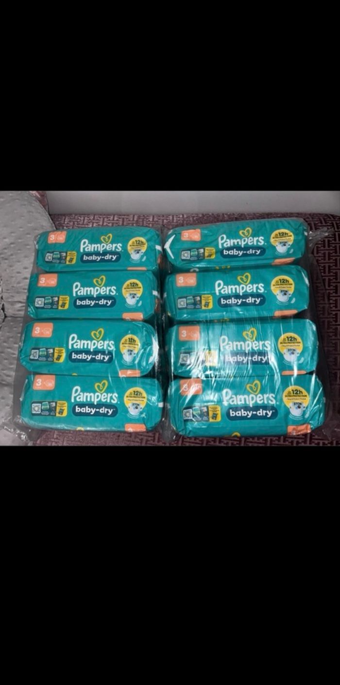 Couche Pampers taille 3