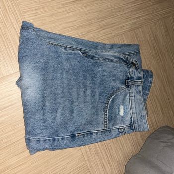 Jean MOM