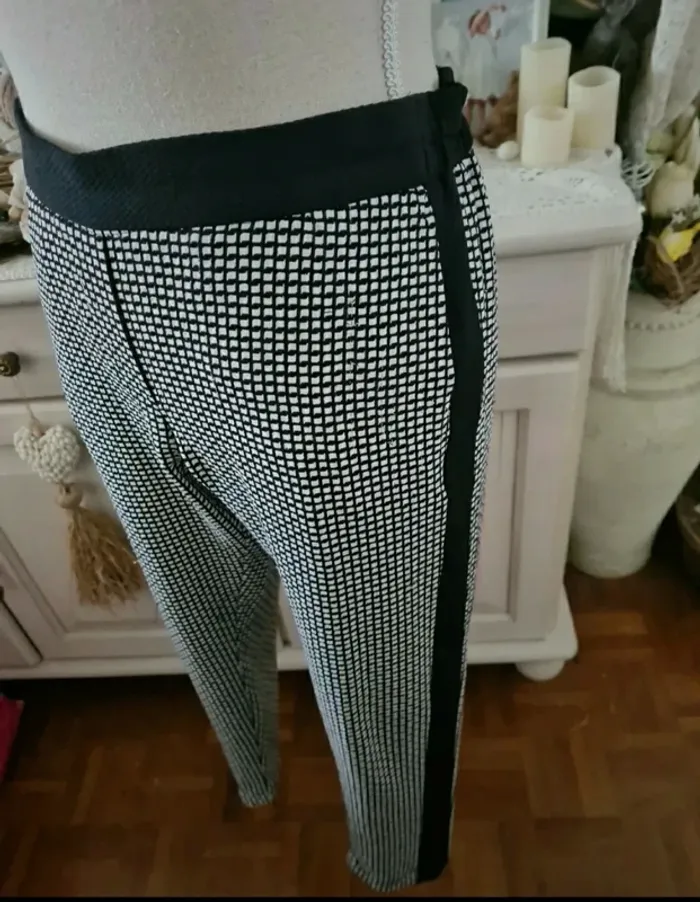 Pantalon noir/blanc H & M Taille XS