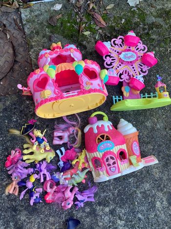 Gros lot complet m’y Little pony