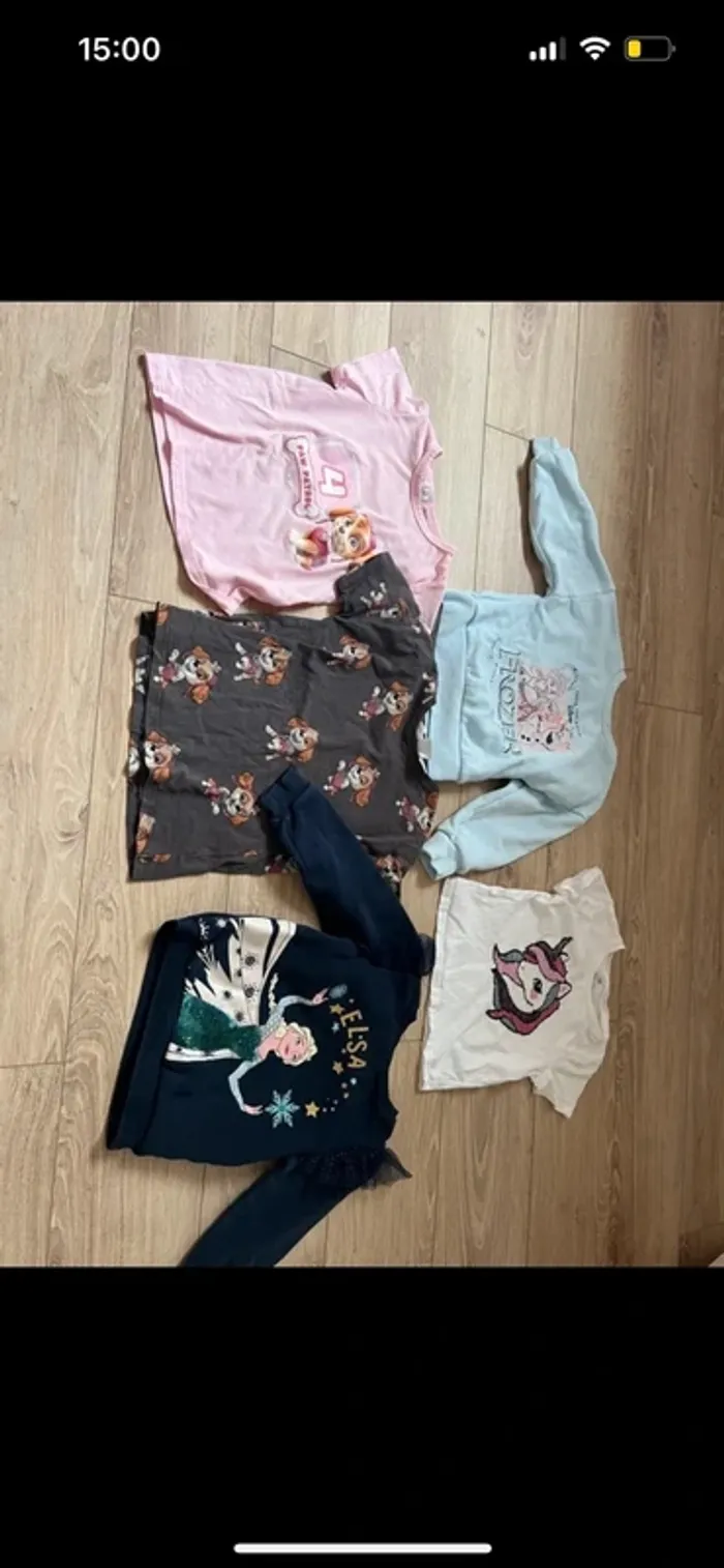 Lot fille 4/5 ans