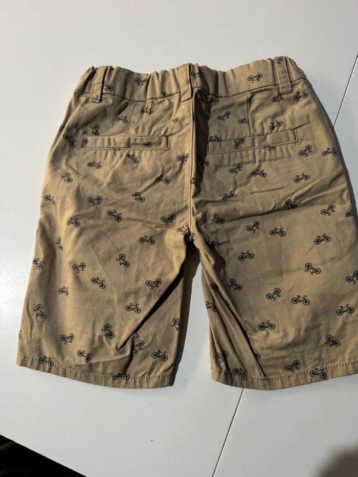 Lot de 4 shorts garçon taille 5/6 ans - photo numéro 2