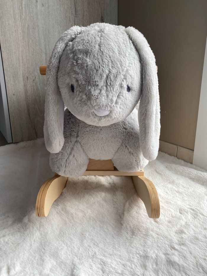 Lapin à bascule vertbaudet