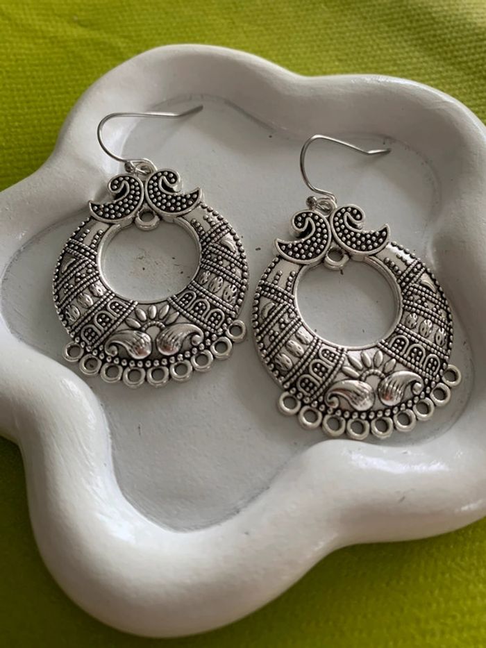 Boucles d’oreilles bohémiennes argentées en alliage de zinc - photo numéro 2
