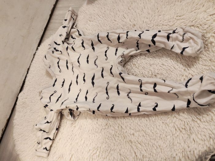 Lot 6 mois - photo numéro 2