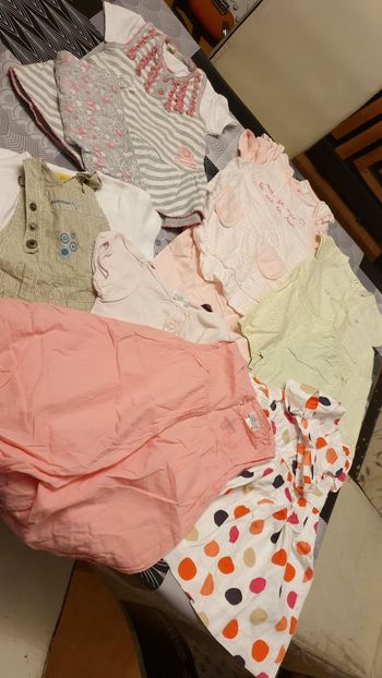 Lot de 6 ensembles taille 12 mois