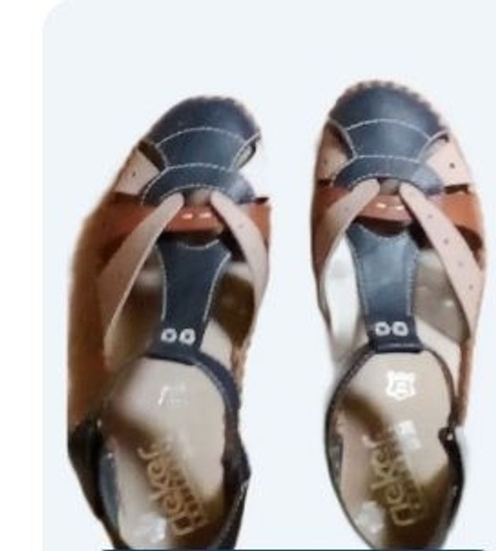 Chaussure femme 42