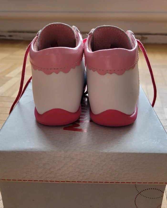 Chaussures taille 20 Minibel - photo numéro 3