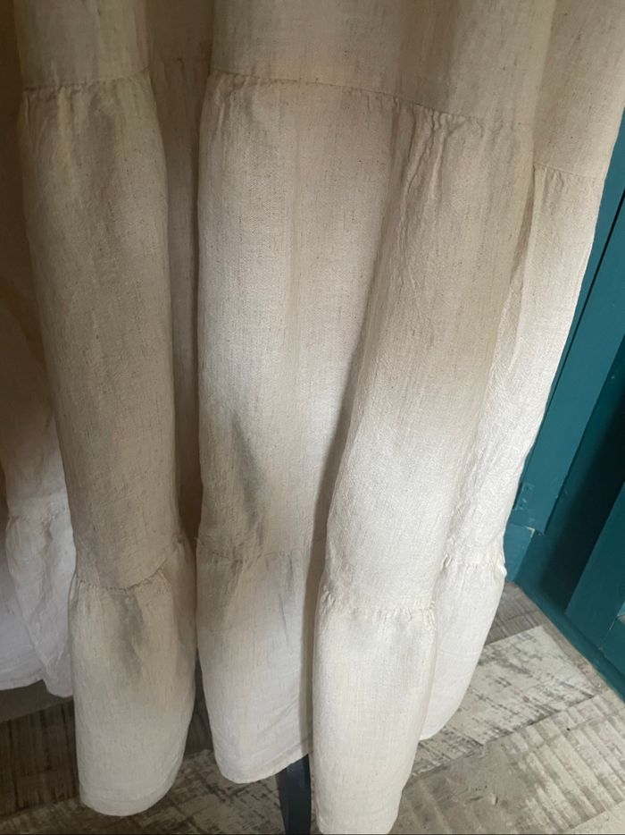 Longue robe neuve - photo numéro 5