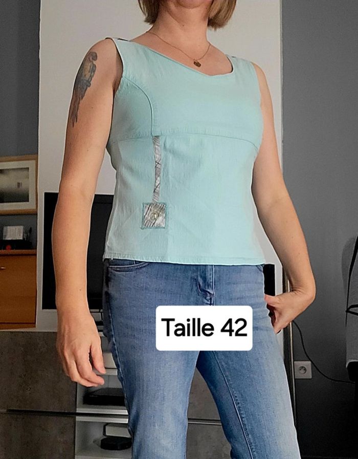 🟣 Débardeur Bleu Ciel en 42 🟣