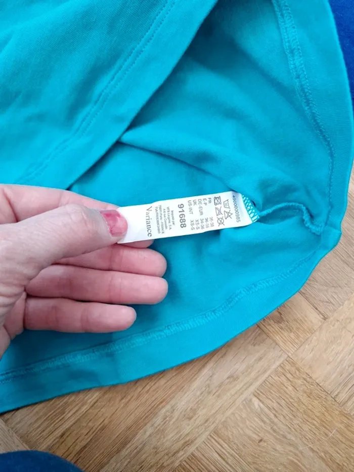 Débardeur turquoise - photo numéro 3