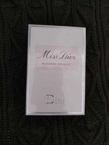 Neuf avec étiquette·Dior