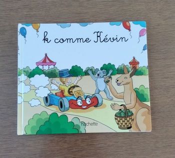 K comme Kévin  ,Mes premiers pas vers la lecture  ,Hachette 