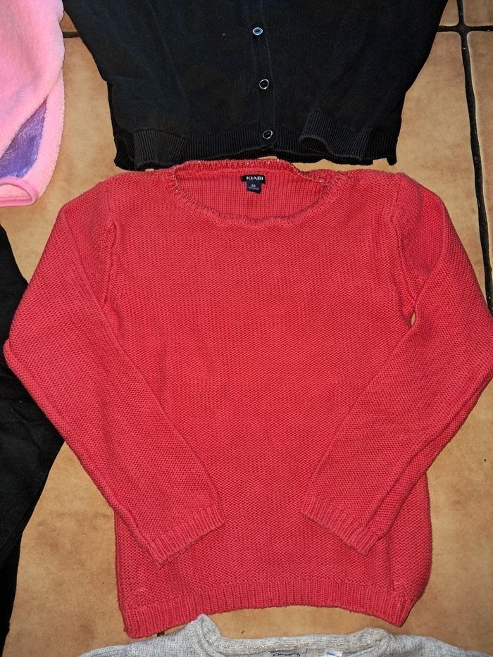 Lot de pulls et gilets 8ans neufs et tbe  fille - photo numéro 4