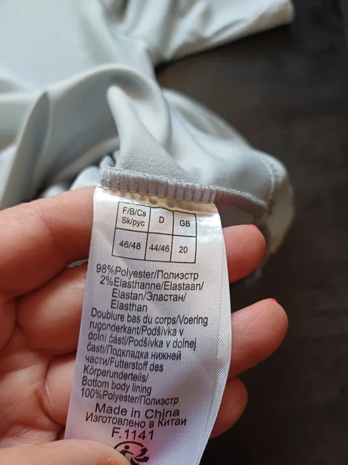 Blouse épaules dénudées - photo numéro 5