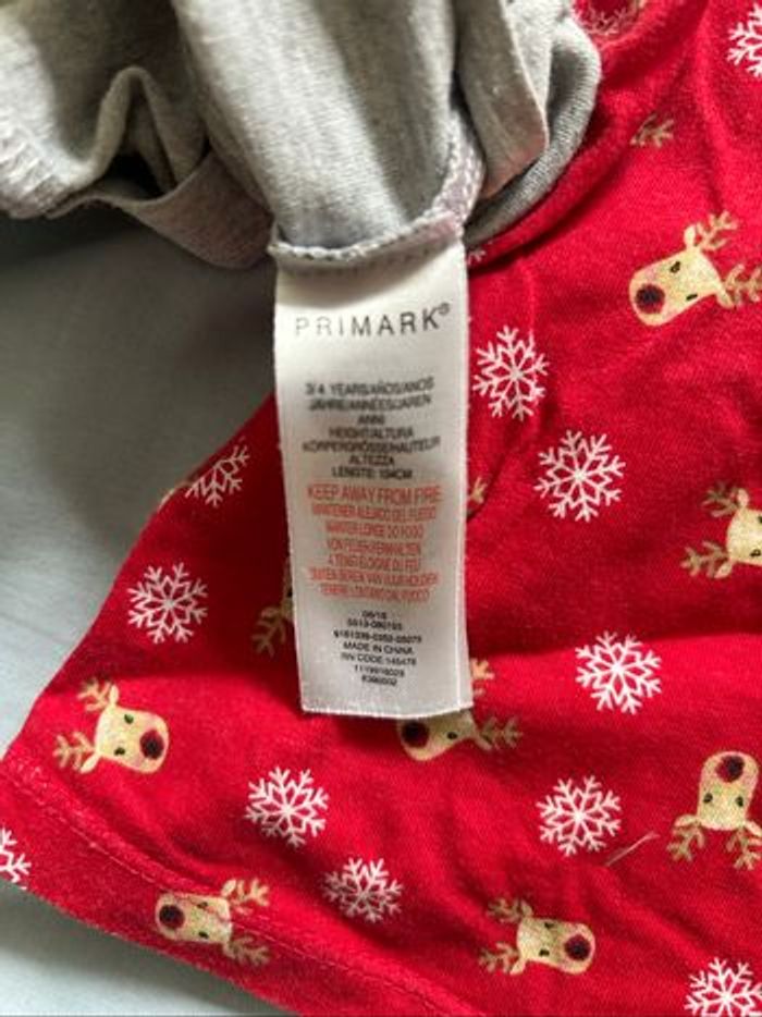 Lot de 2 tricot de peau / débardeur Noël primark 3 ans / 4 ans - photo numéro 5