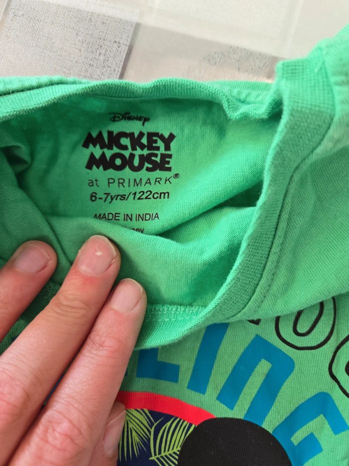 Tee shirt