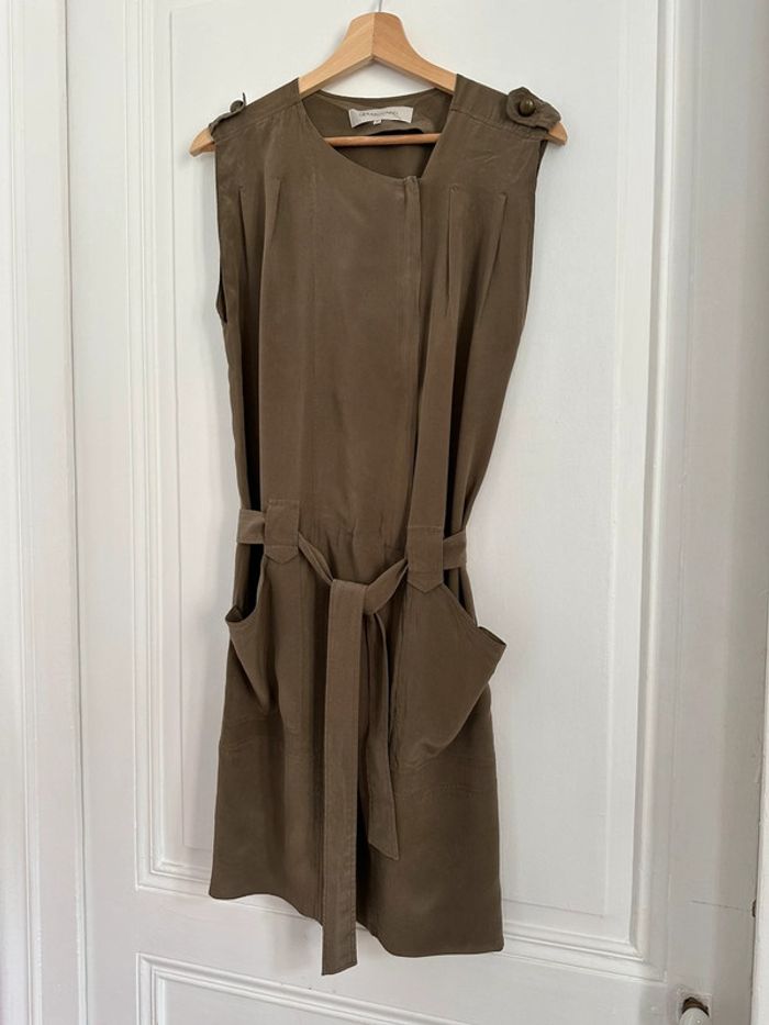 Robe kaki en soie Gérard Darel taille 36