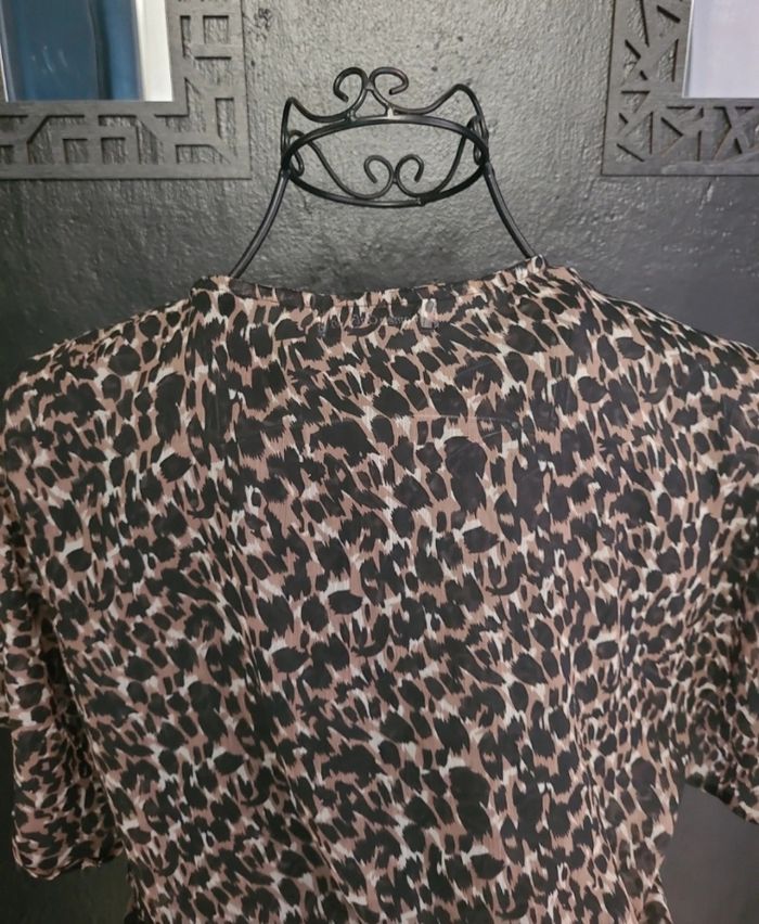 Jolie haut léopard