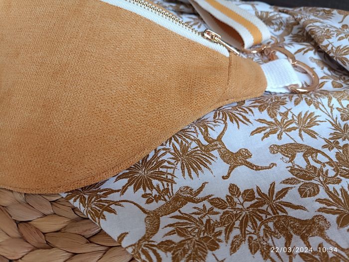 Sac banane velours  moutarde uni - photo numéro 2