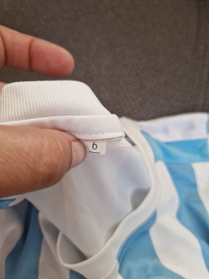 Tee shirt taille 6 ans - photo numéro 2