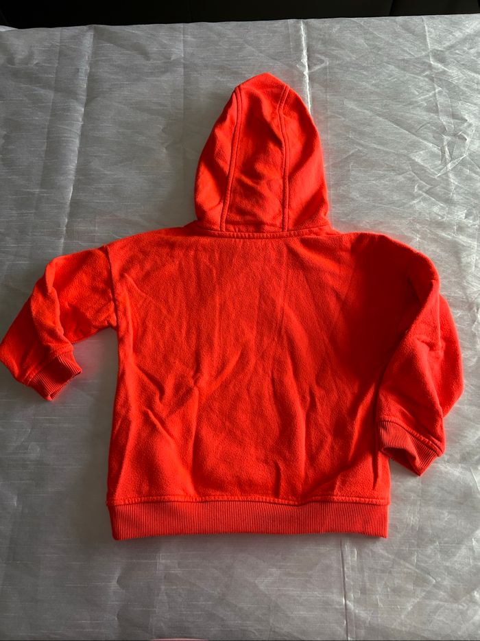 Sweat à capuche orange fluo - photo numéro 4