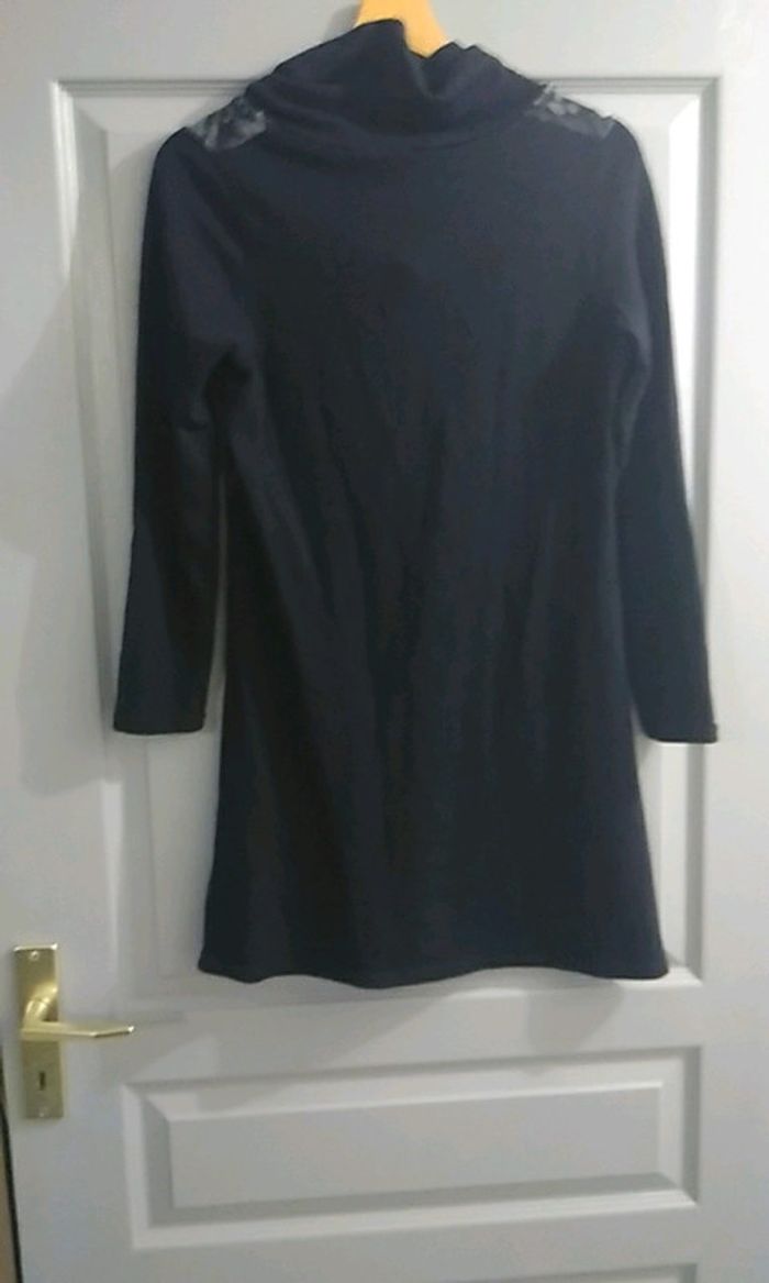 Pull femme noir et gris taille 4    11 - photo numéro 2