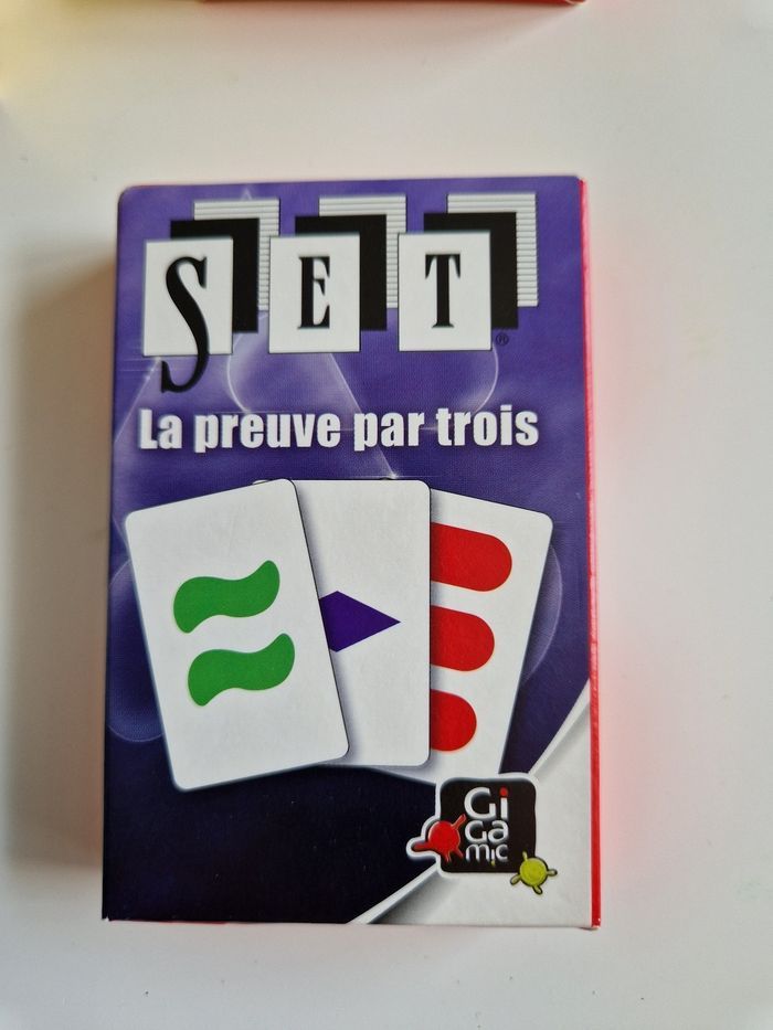 Lot de 4 jeux de mc Donald neuf - photo numéro 3