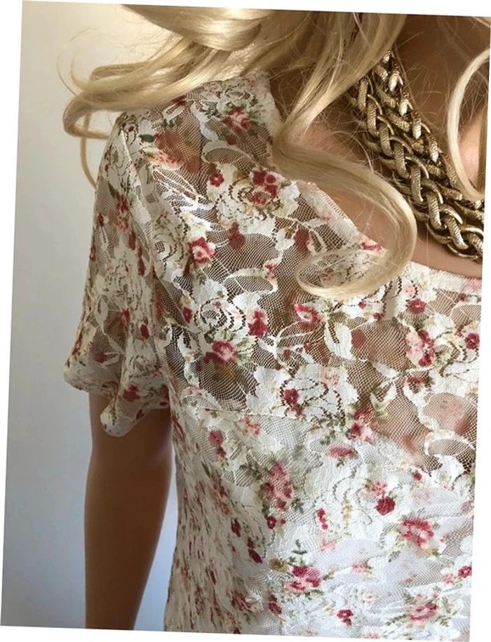 Haut blanc écru en dentelle à manches courtes Mim taille S TBE - photo numéro 5