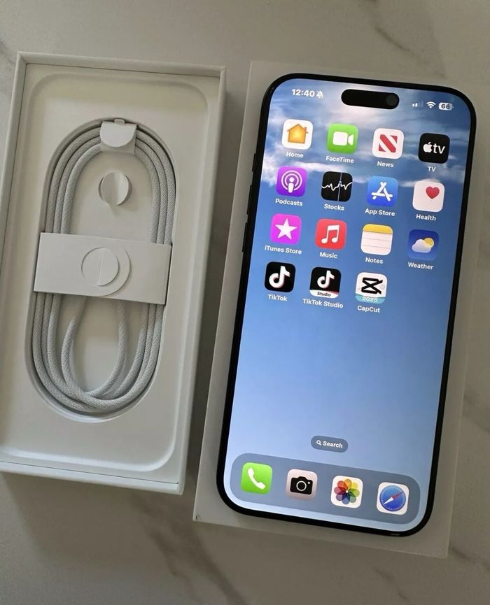 Iphone _16_pro_max
