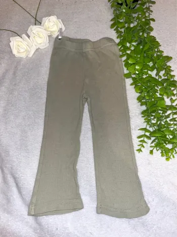 Très beau pantalon confortable pour bébé fille