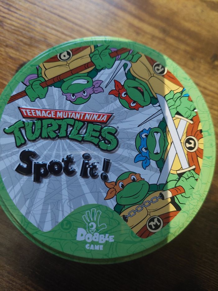 Spot it tortues Ninja dobble game